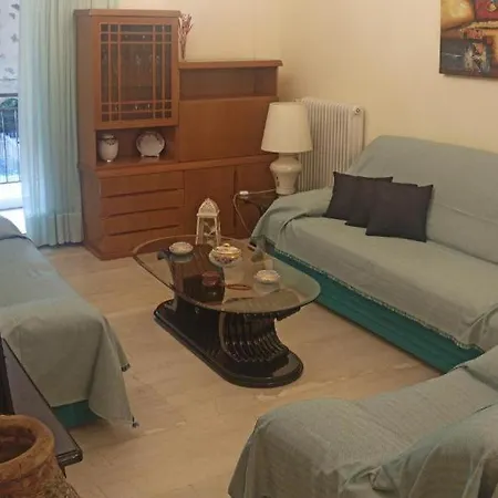 Apartment Comfortable 200 M From The Sea Piraeus
